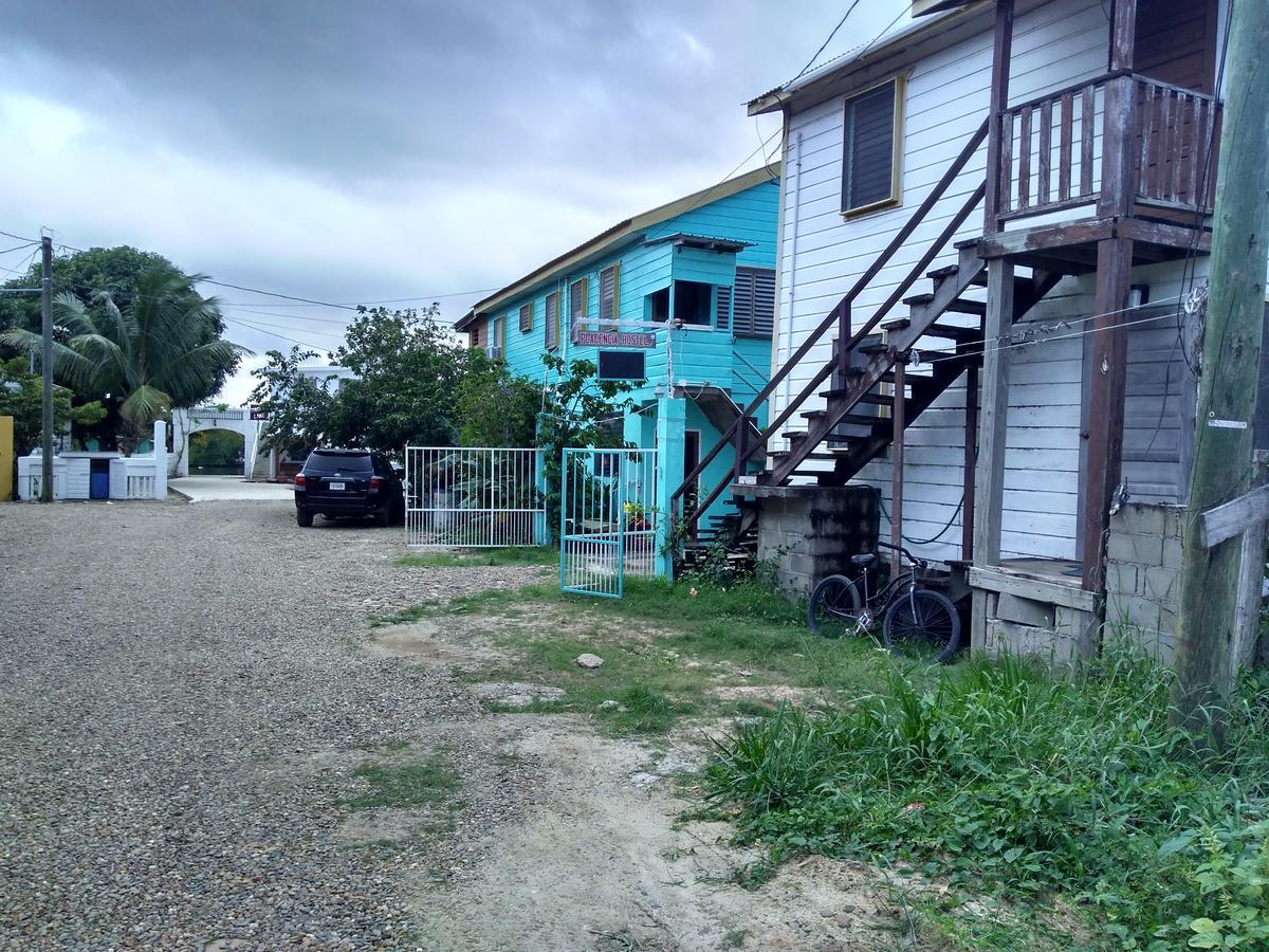 Placencia Hostel 外观 照片